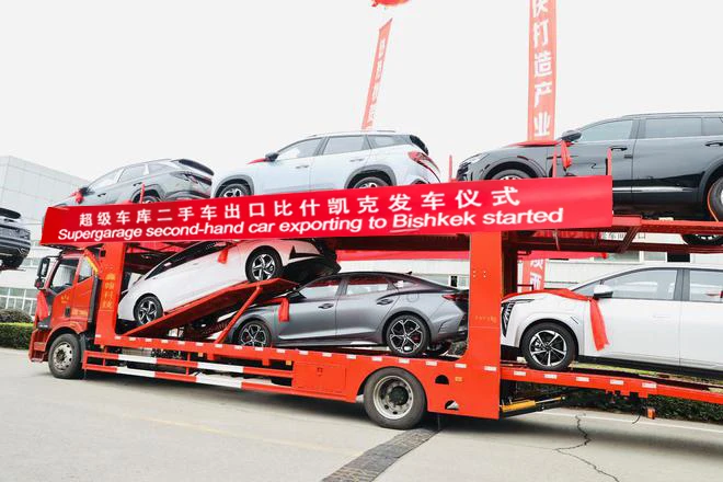Used Chinese Market Selling Saloon Left-Hand Driving  For Volkswagen Lavida Petrol Car
