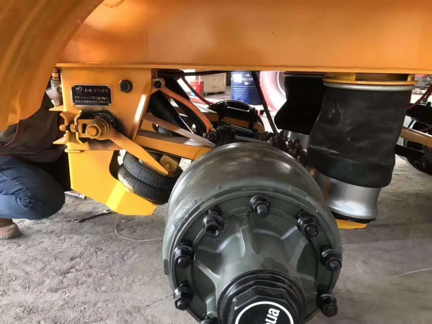 LUEN  American Type Trailer Air Suspension With Lifting Air Bag