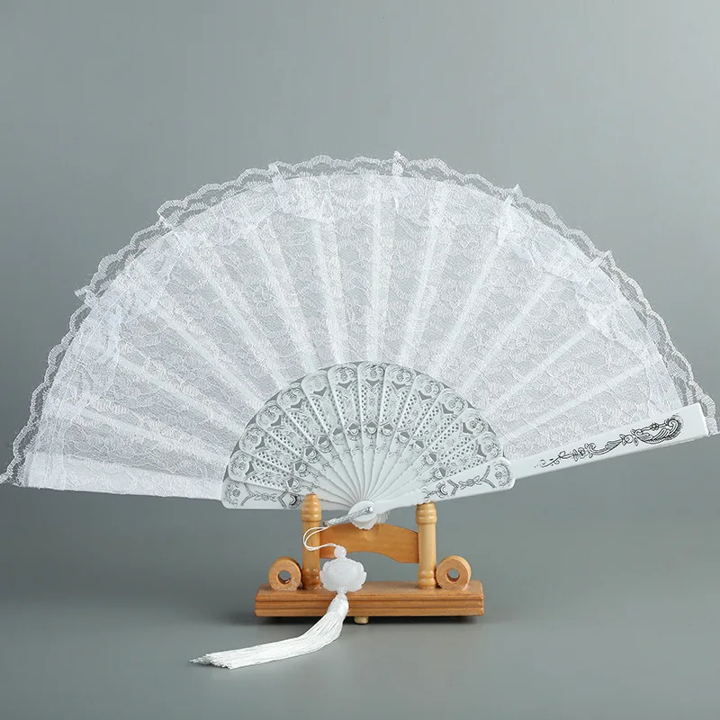 Luxury White Lace Folding Fan Home Decorative Fan Ancient Bride Hand Fan Double-layered Plastic Wedding Cosplay Party Folk Art /