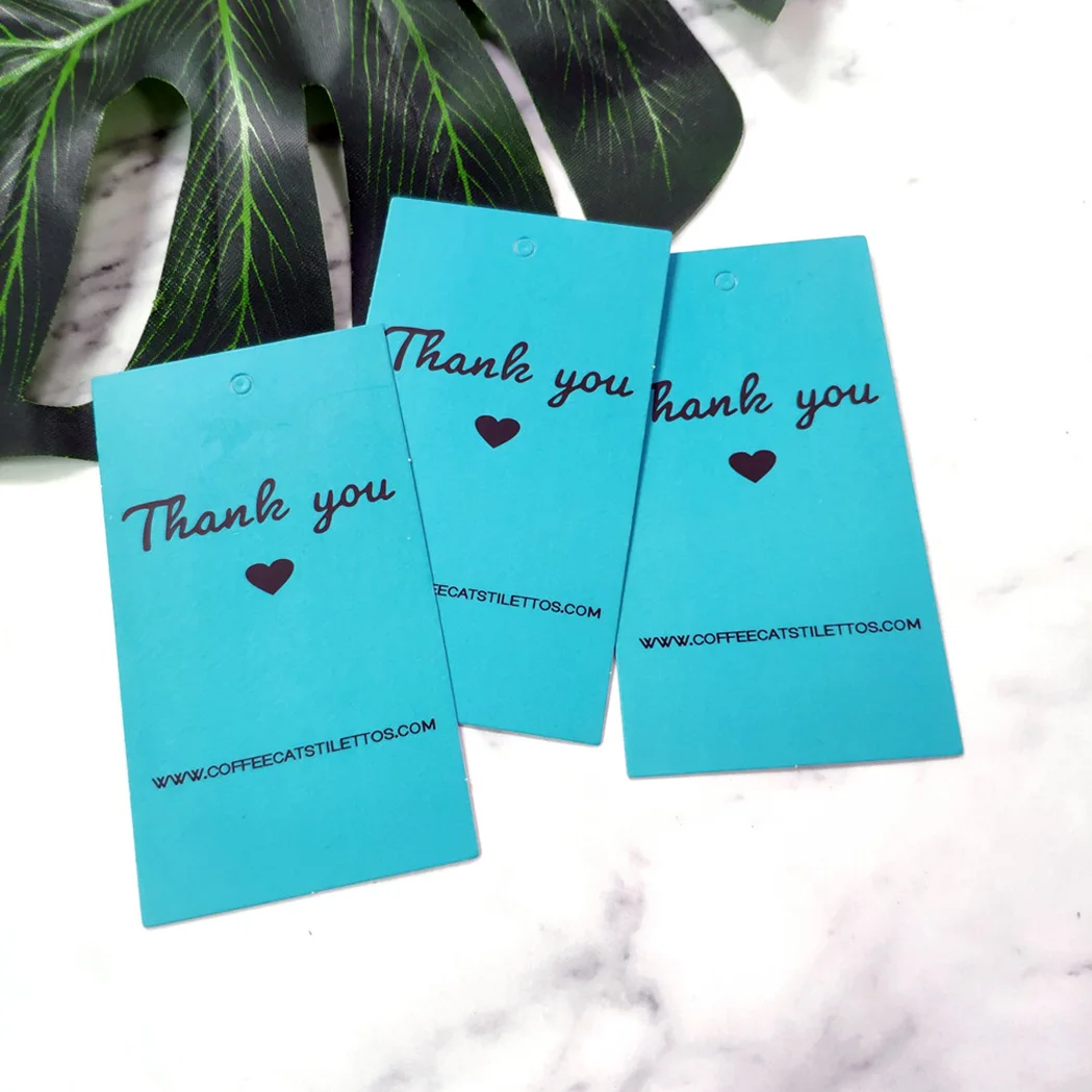 Оптовая продажа, подвесные бирки на заказ, бумажные бирки для одежды, собственный логотип