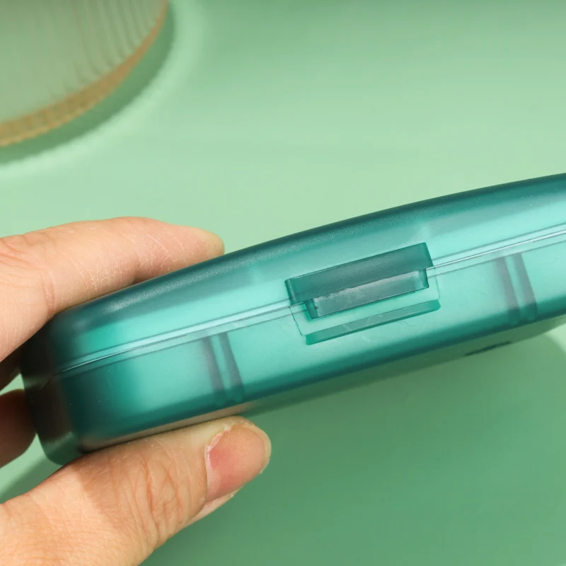 Custom Square 6 Compartments pill organizer weekly pill box plastic tablet box Travel pill case medicine box Household Products