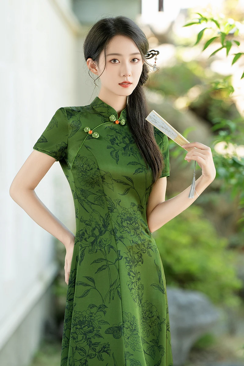 Plus Size Chinese Vintage Cheongsam Dresses Beautiful Qipao Chinese Traditional Clothing for Women 4XL