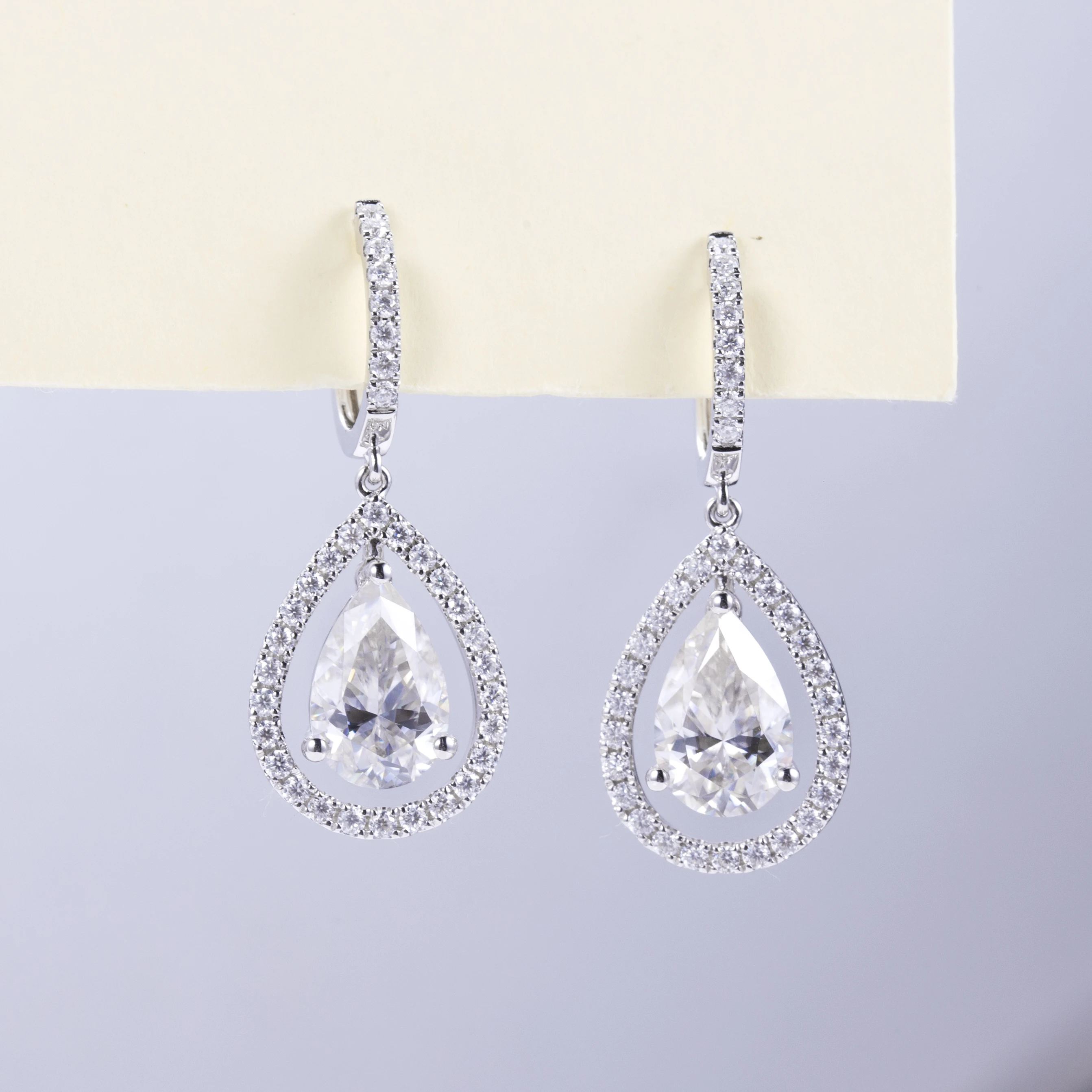 Mishang Jewelry 18K White Gold Pear Brilliant Cut D VVS1 Lab Grown Diamond Drop Earrings Lab Grown Diamond Hoop Earrings