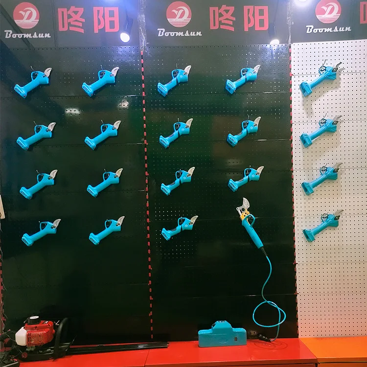 electric pruning shear.jpg