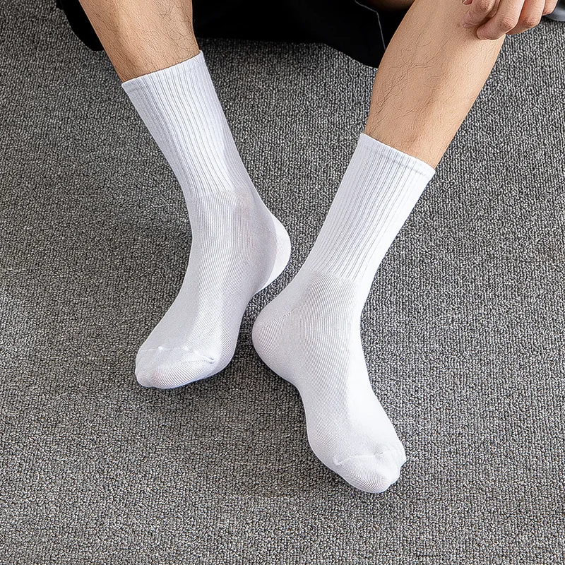 Wholesale Custom Logo Letter Fashionable Gym White Mens Terry Sport Quarter Socks