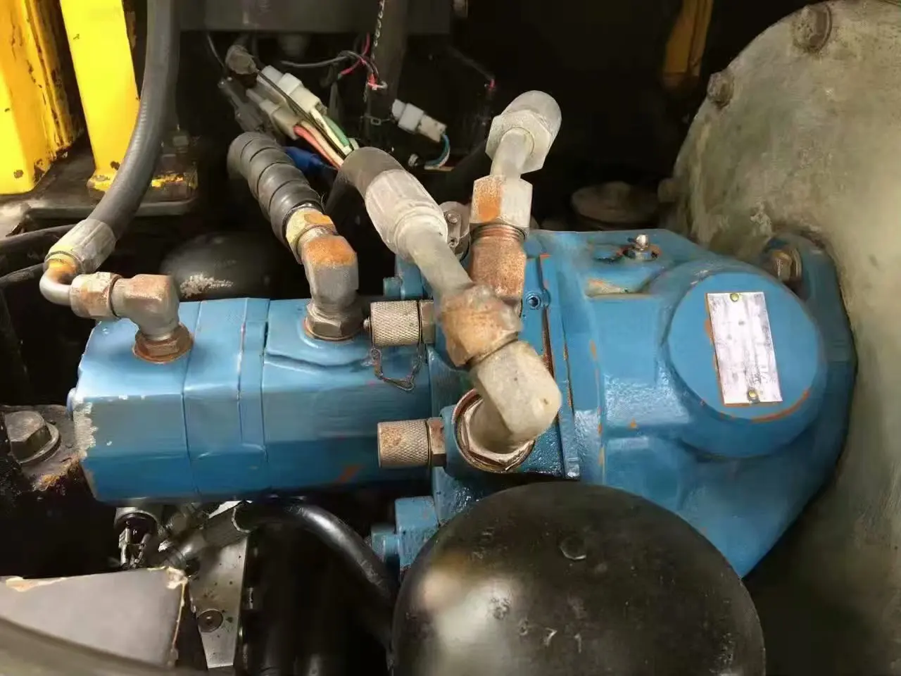 Used Hyundai 6 Ton Wheel Excavator Hyundai 60w-7 Mini Excavator Earth Moving with Good Condition