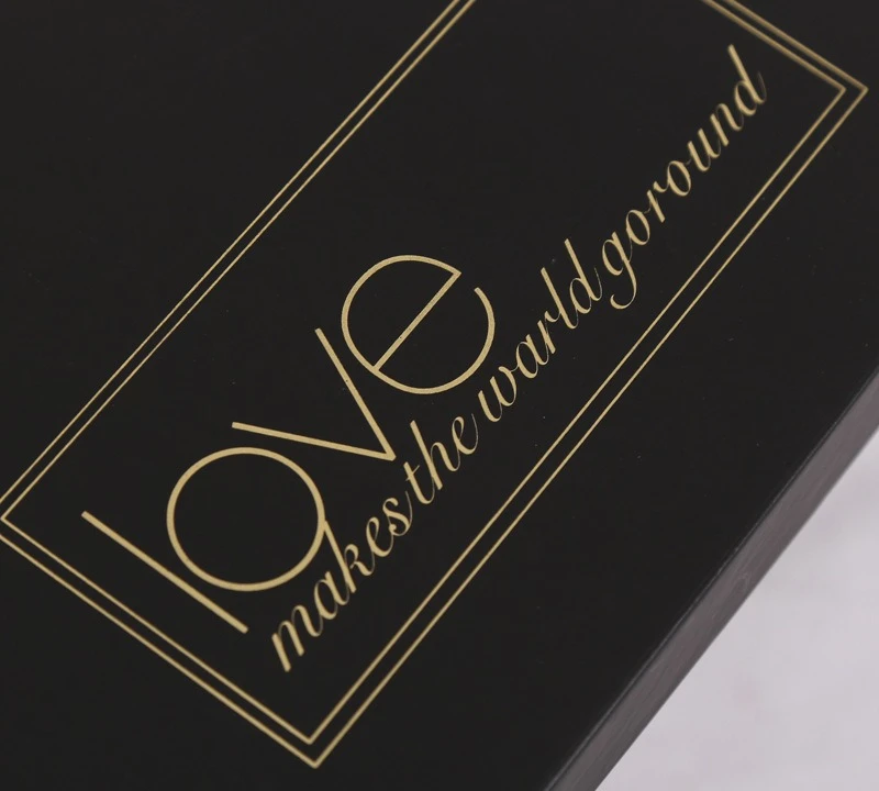 
High Quality Custom Small Hand Made Magnetic Cardboard Packaging Gift Box with magnetic lid 