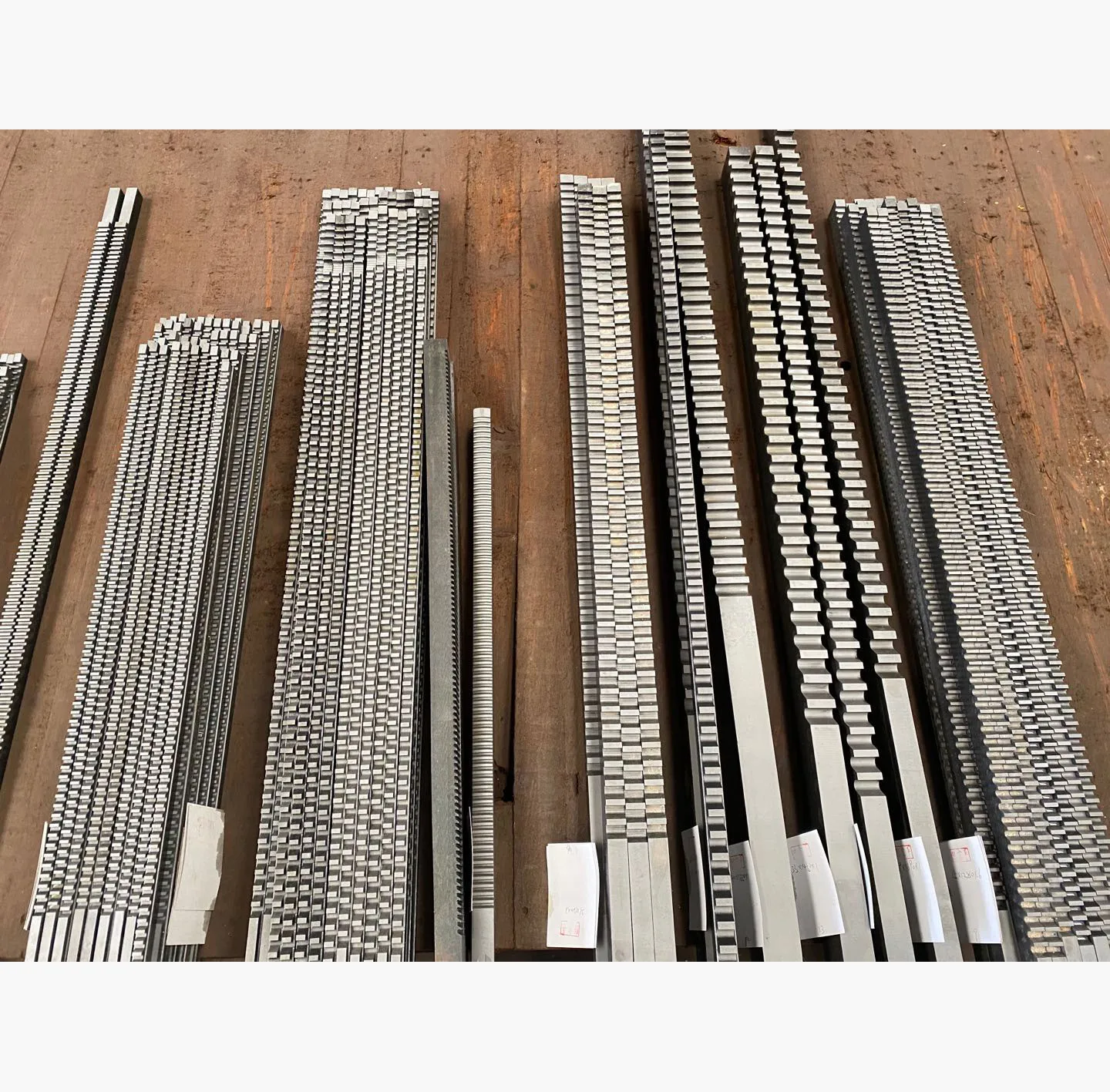 Ruifeng Broach Customized High-speed Steel Custom 8mm hss keyway broach metric widen flat chamfered teeth broaching tools