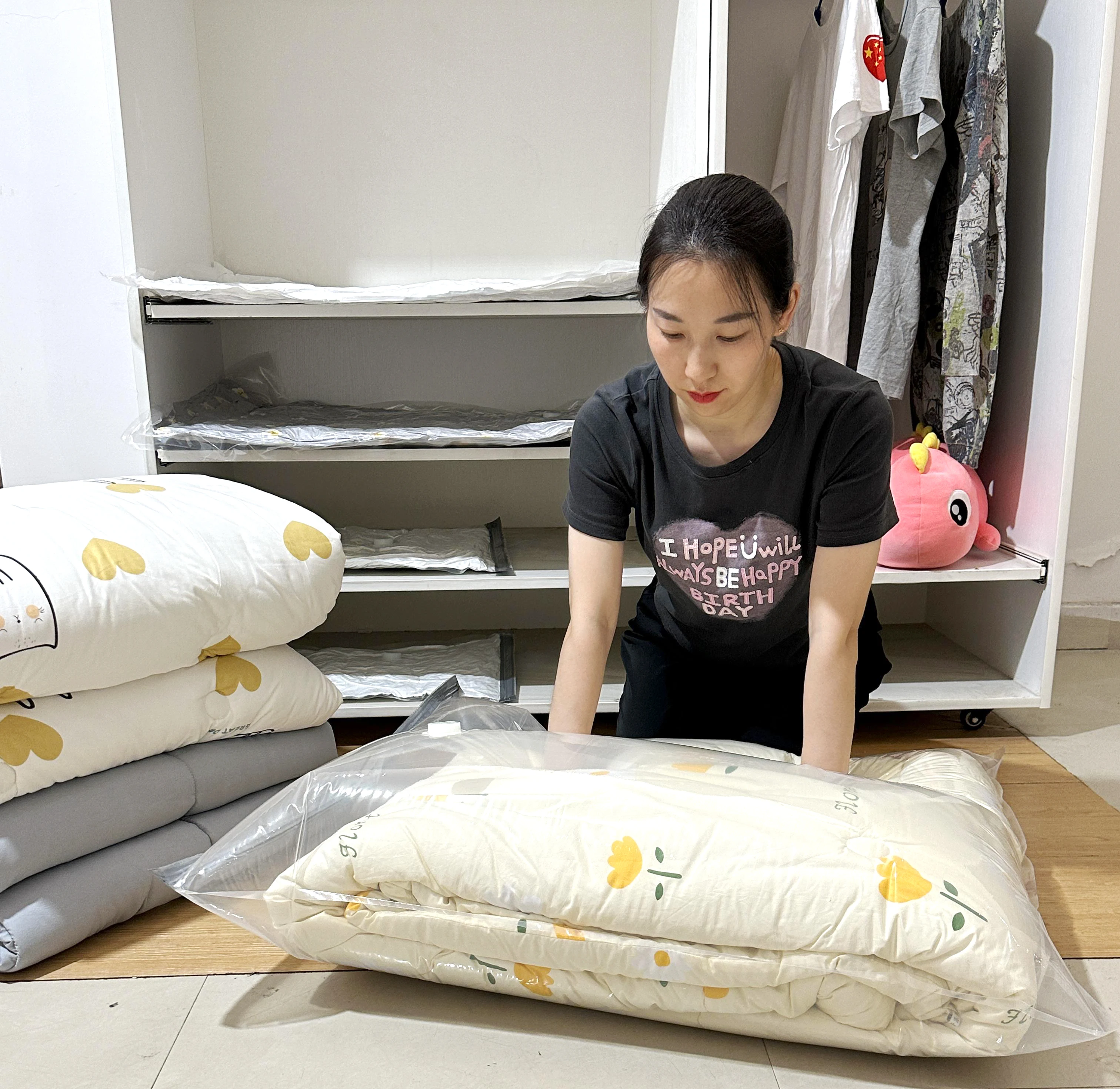 Space Saver Vacuum Storage Bags Valve For Travel Clothes Vacuum Bag  With Pump