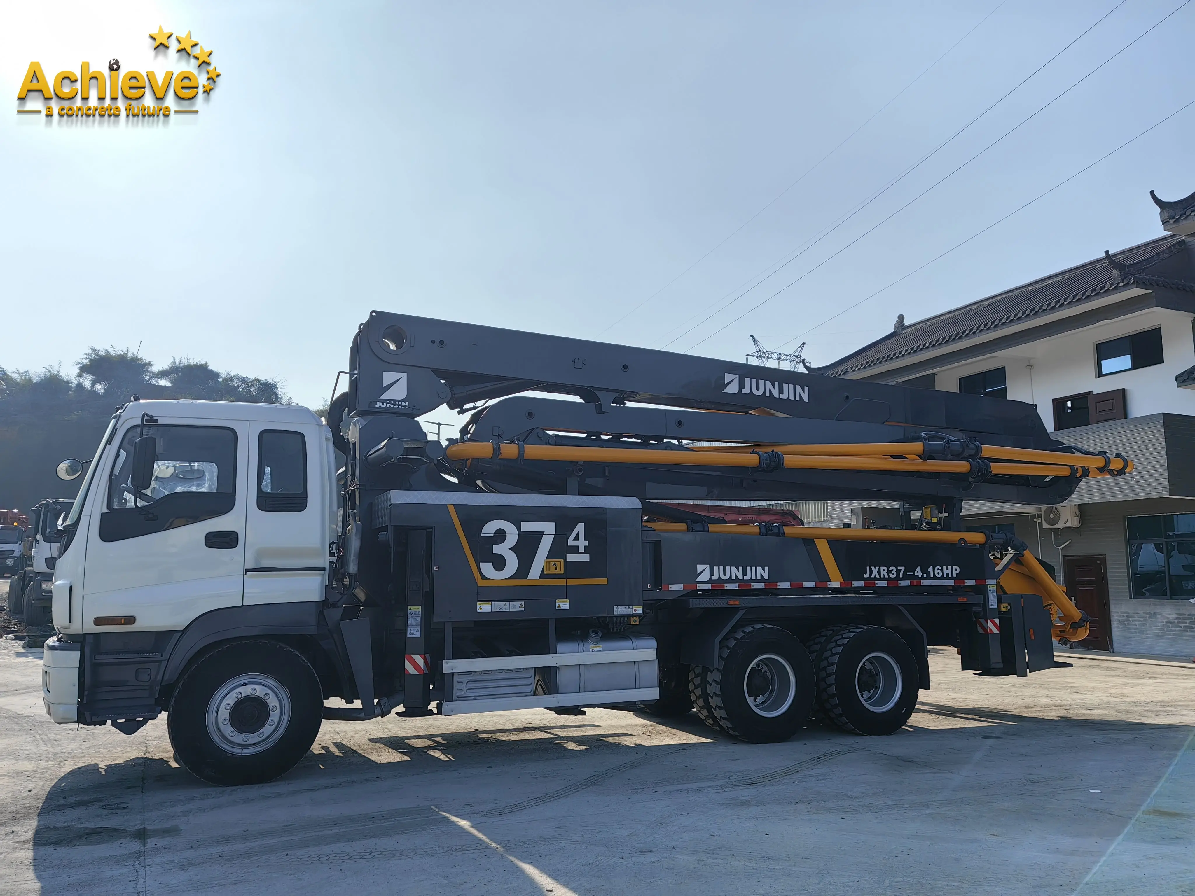 Achieve Junjin 37M Horizontal Reach 32M Used Concrete Pump Hose Best Selling Jxr37-4.16Hp Concrete Pump Truck