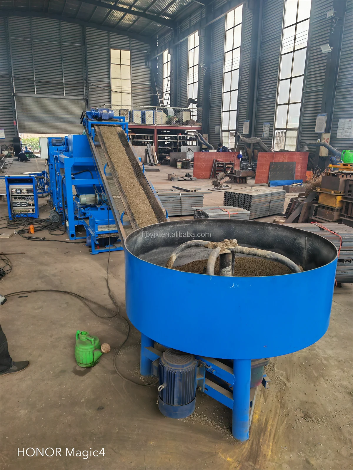 multi purpose hallow solid cement automatic concrete block making machine in oman