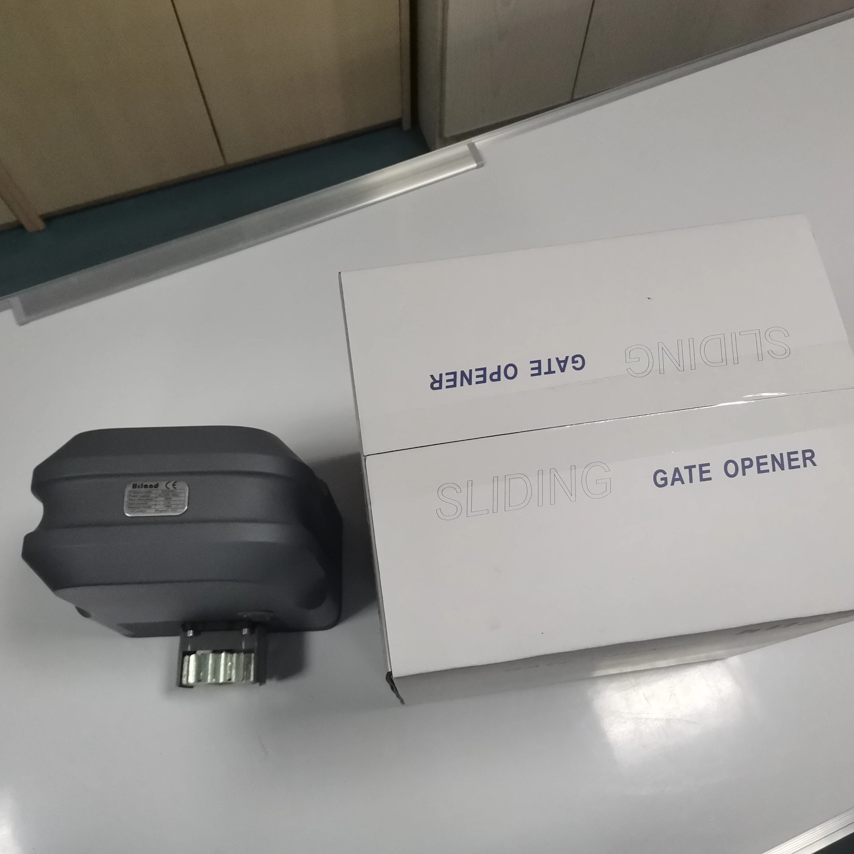 500KG Max Gate Weight Sliding Gate Motor SLG51503 With Magnetic Limit & 170W Power