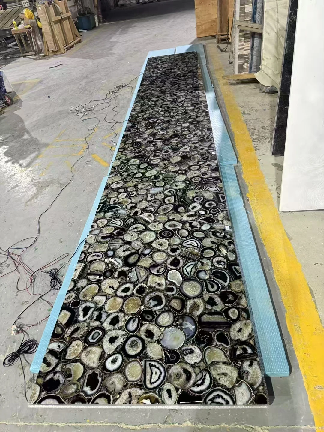 Translucent Backlit Natural Agate Slab with Glass Panel Customized Backlit Brown Agate Gemstone Stone Slabs