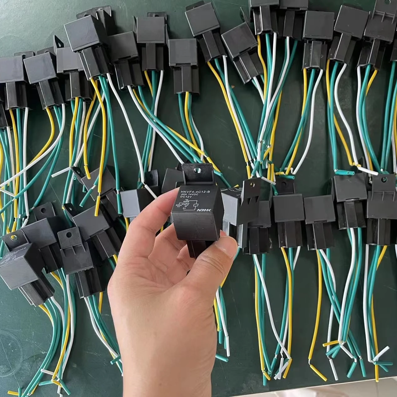 12V/24V Relay Remotely Cut Off Oil And Power GPS Tracker  Supports the use of any model GPS tracker