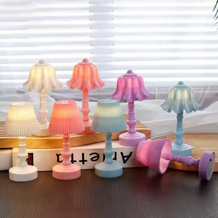 Minimalist decorative lamp small table light mini ornament small night lamp cute tabletop bedside atmosphere lamp Linglan flower