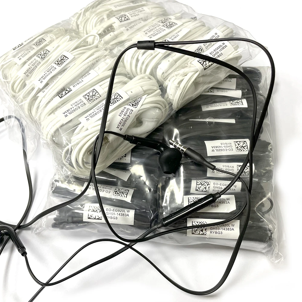 Wholesale for Samsung earphones With control Speaker Wired 3.5mm with headphones for Galaxy S6 S7 Edge S3 S4 S5