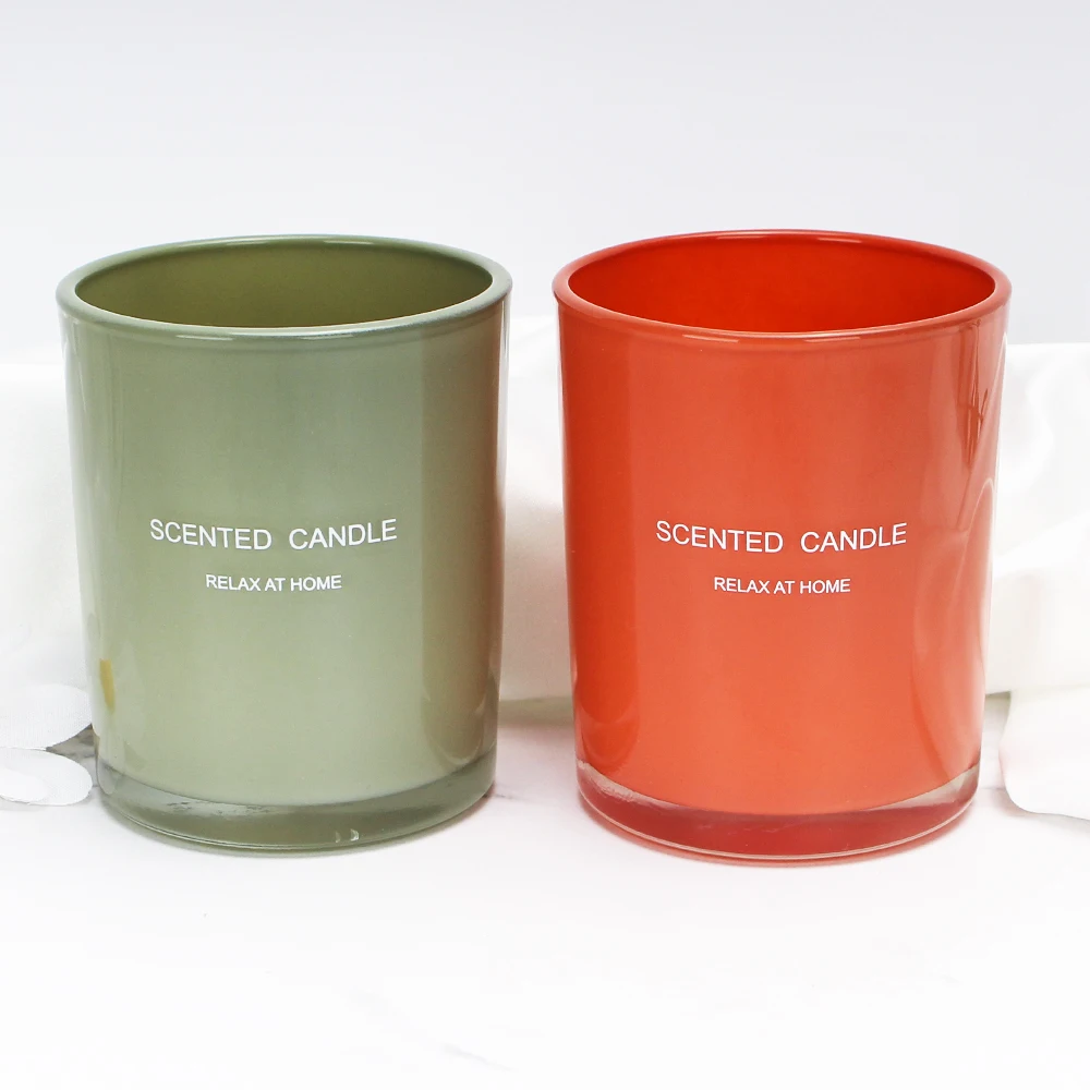 New Style Unique Colorful Green Red Blue Pink Glass Candle Jars With Wooden Bamboo Lid For Home Direction And Gift