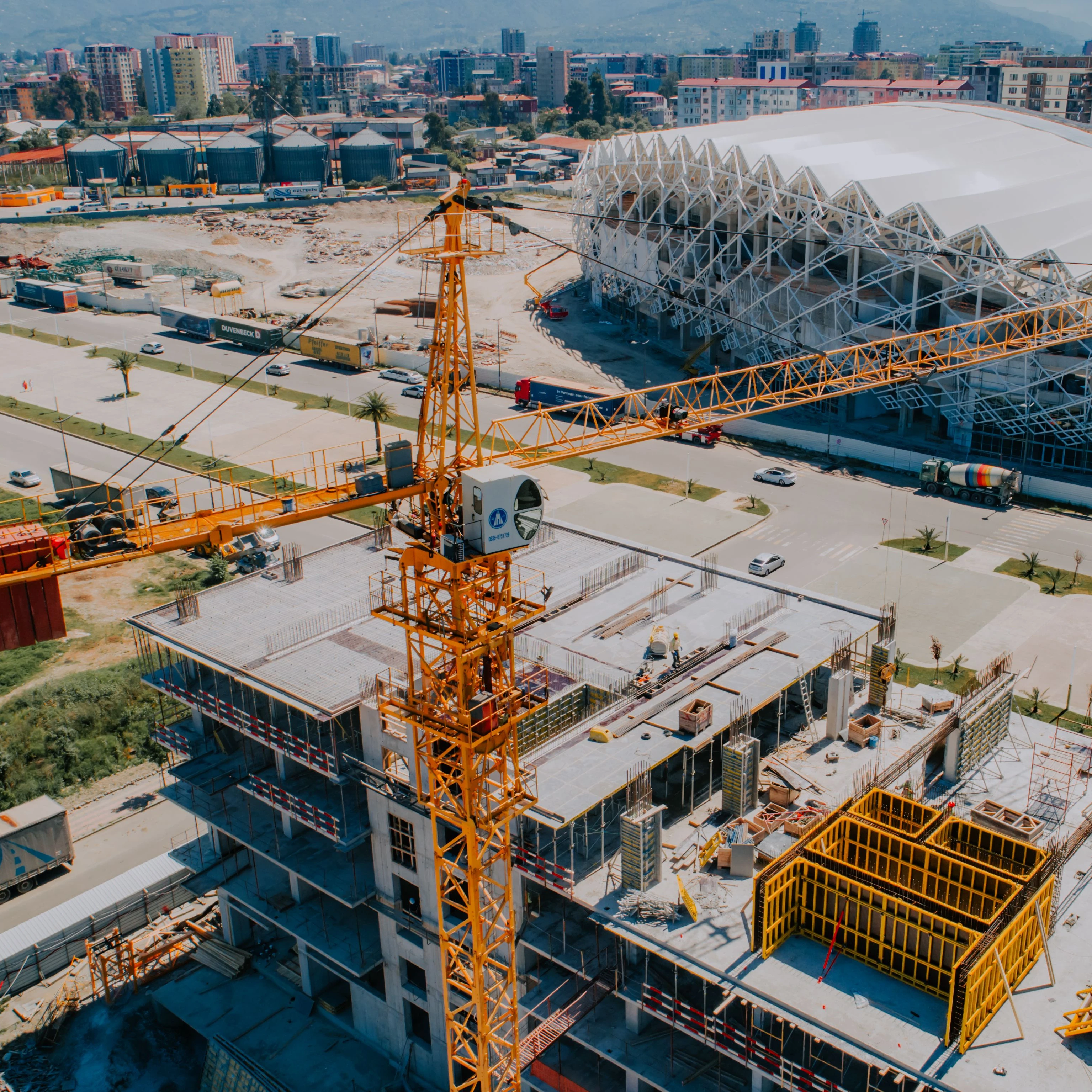 building tower crane