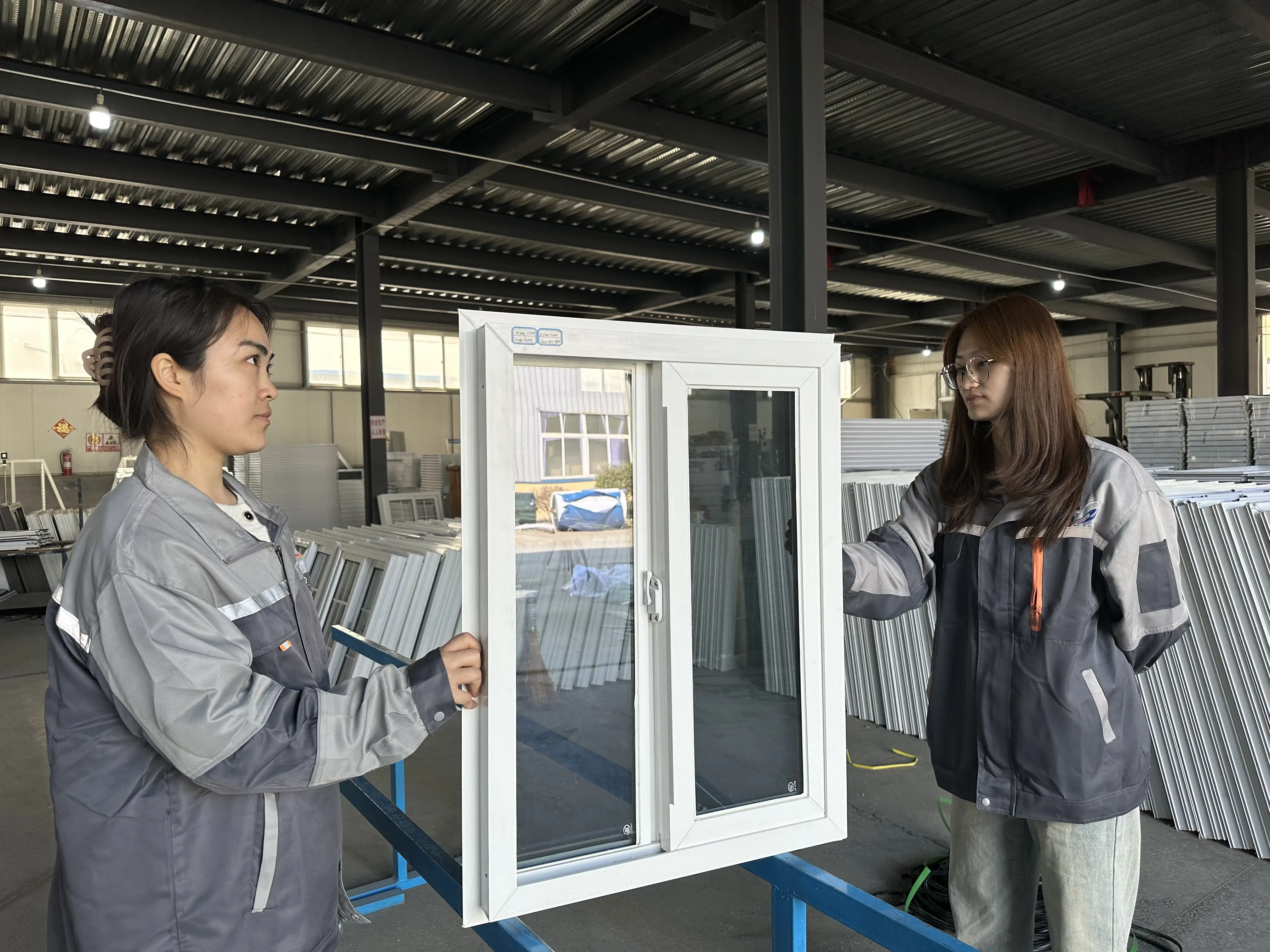 Restaurant Small Upvc Sliding  window  Customized Bathroom Narrow Frame Triple Glazed Sliding Windows