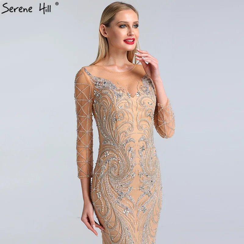Серебристо-телесные элегантные вечерние платья с бусинами 2021 Serene Hill LA60775 длинные круглым вырезом и длинными рукавами для