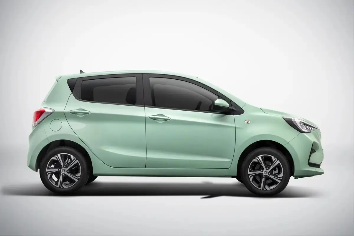 Импортные электромобили из Китая Changan Benben E-Star 5-дверный 5-местный хэтчбек дальнего действия 310 км MINI Ev autobiles j