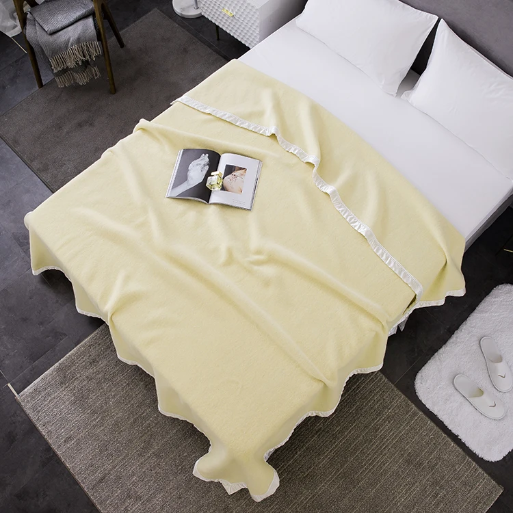 2024 Hot Design Hotel Wholesale Luxury Soft 100% Polyester Coral Fleece Blanket