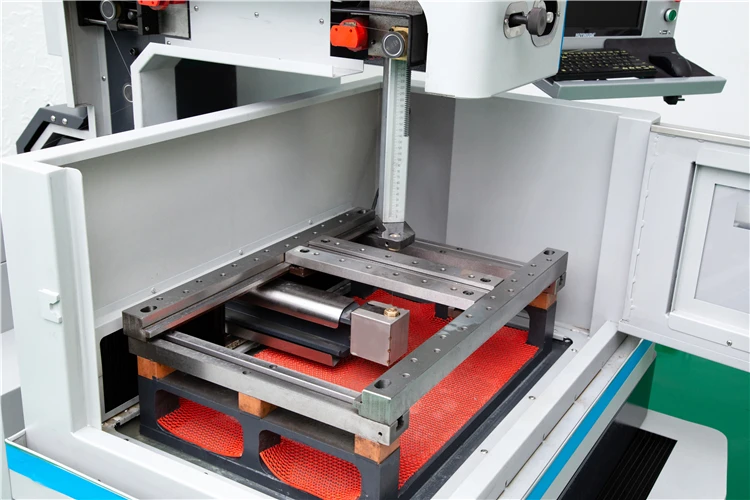 Factory Price BMD500 edm sparking brass cnc wire cut machine