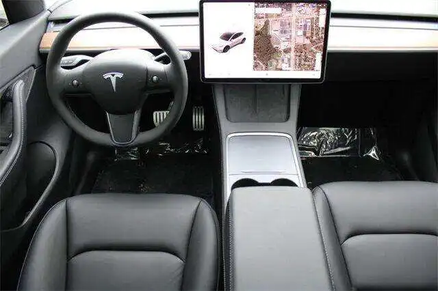 Электромобиль подержанные автомобили в хорошем состоянии модель 2021 Tesla Y автомобиль на