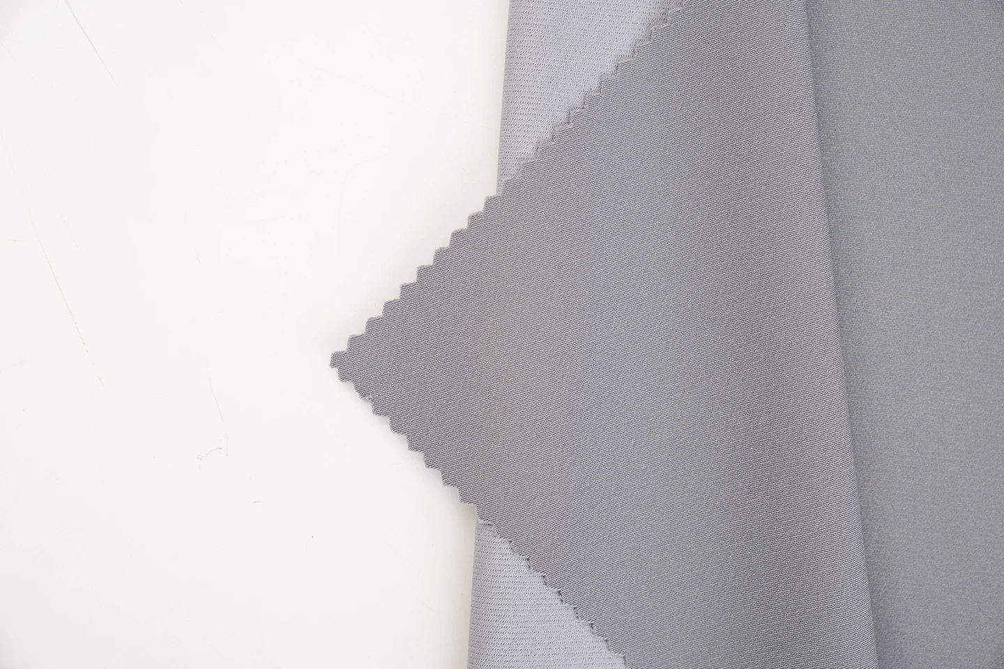 Nylon fabric Jacket windbreaker sunscreen fabric Waterproof and quick-drying sports functional nylon fabric