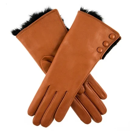 Classic Fashion Warm Plain Style Woman Putting On Leather Gloves