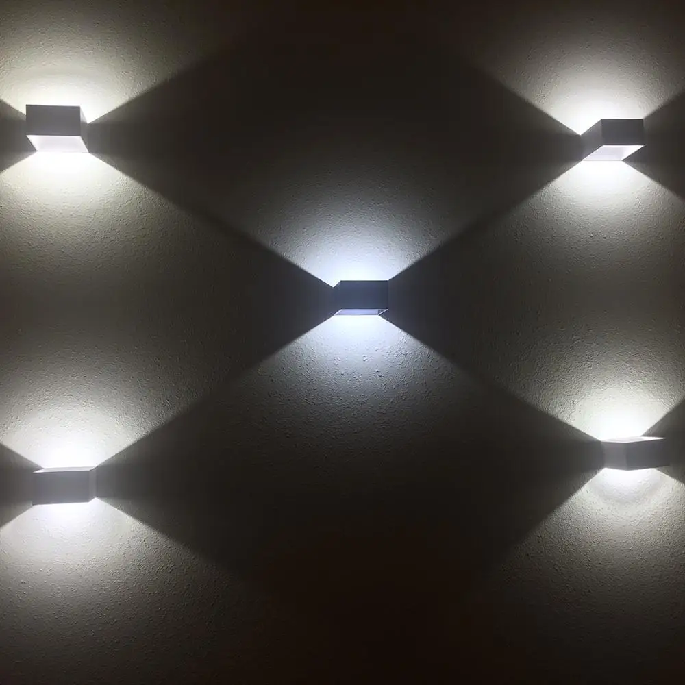Outdoor Modern Beam Angle Ajustable Cubic IP65 Aluminum LED Wall Luminaire and LED Wall Scone