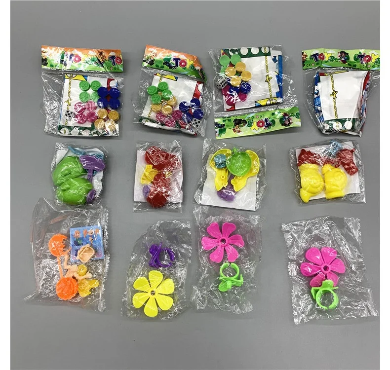 Wholesale 45mm Plastic Toy Vending Machine Plastic Capsules With Assorted Toys