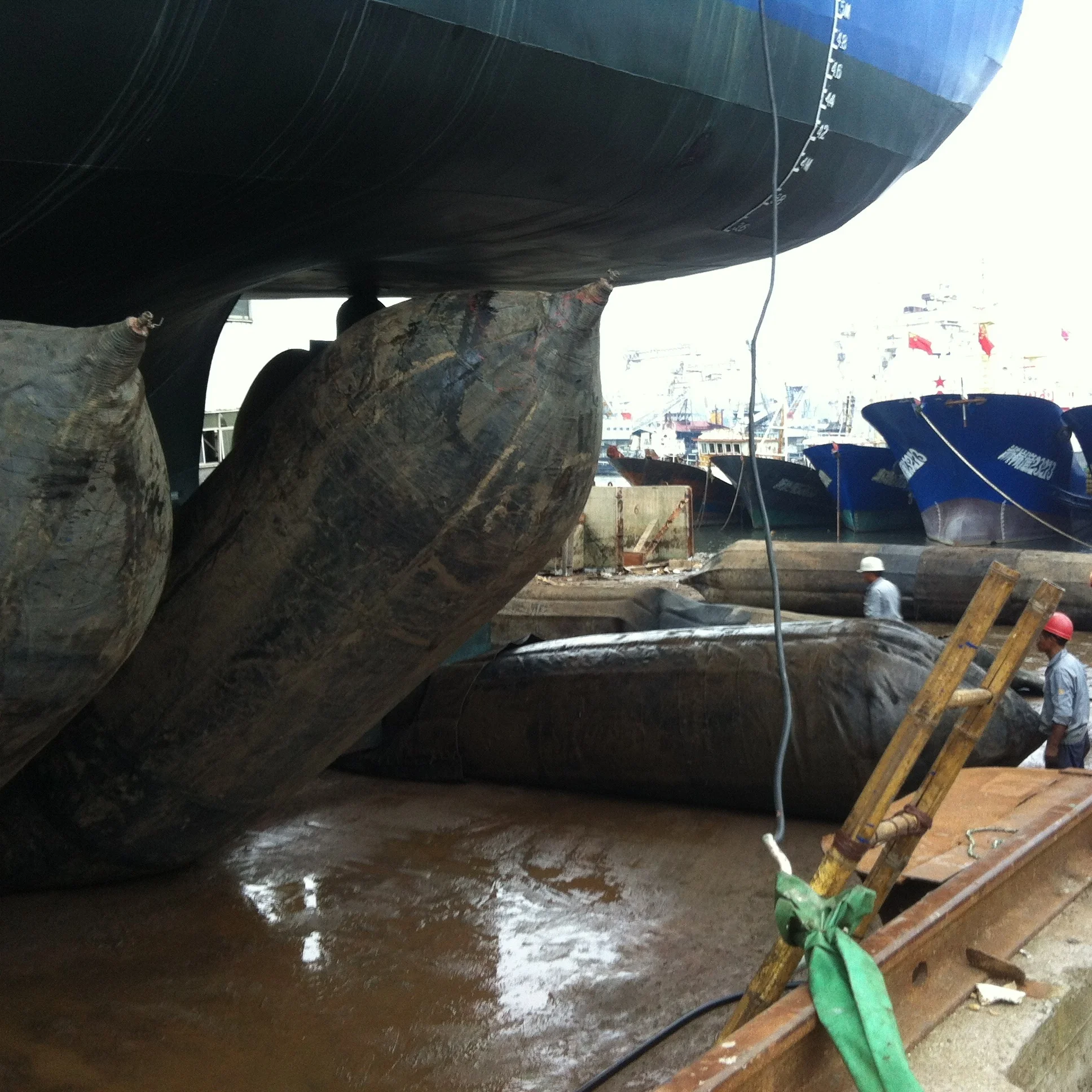 Marine Launching Lifting Moving Inflatable Rubber Airbags Rowing Boats Ship