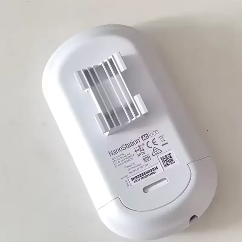 UBNT Loco5AC-5-US 5GHz airMAX ac CPE Wi-Fi management outdoor wireless bridge Loco5AC-5-US