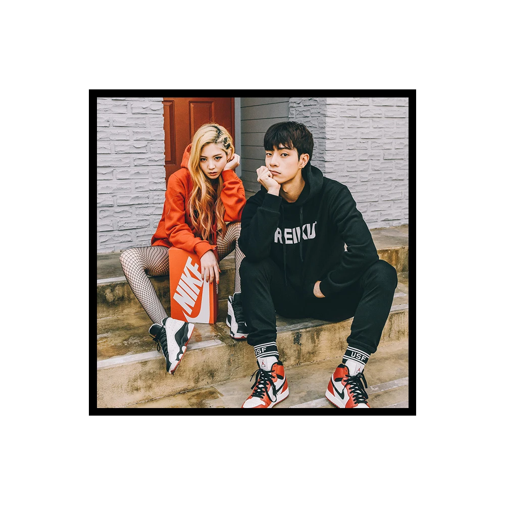 22 Inch Indoor Lcd Screen Advertising Player Price Square Wall Mounted Digital Signage