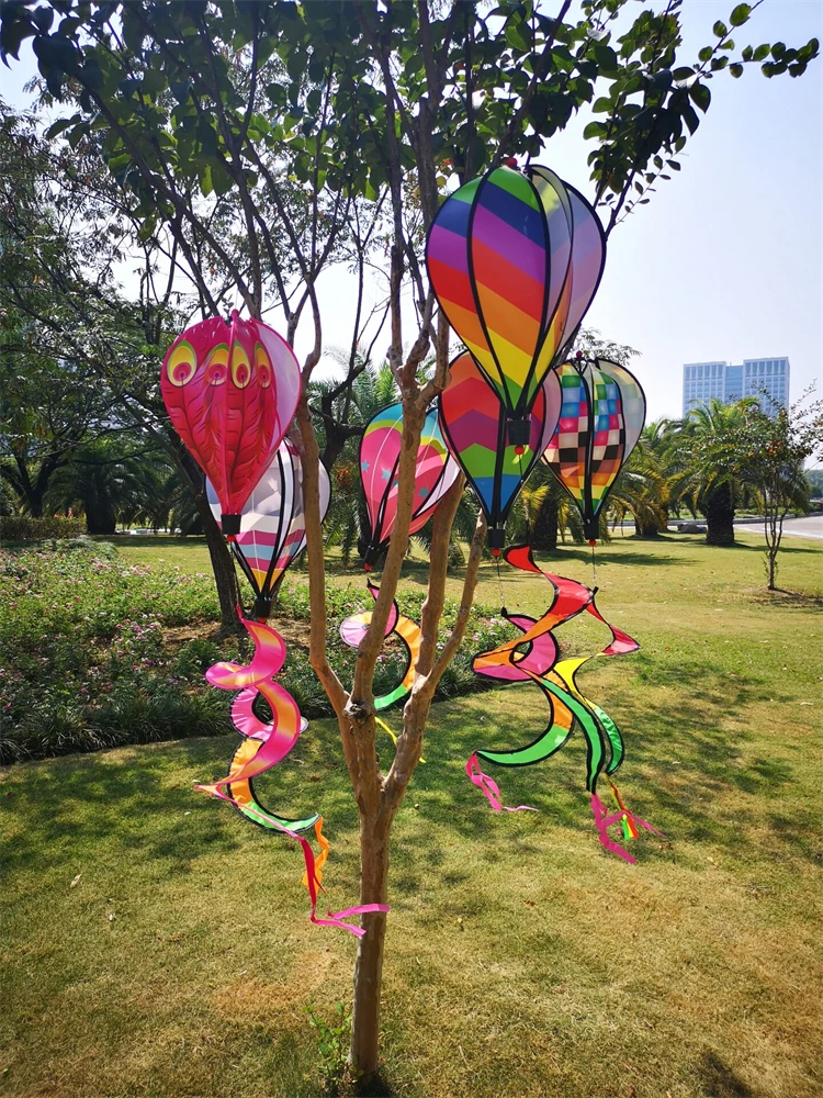 Outdoor hot air balloon hanging decoration wind wind hot air balloon rainbow windmill colorful real estate garden decoration