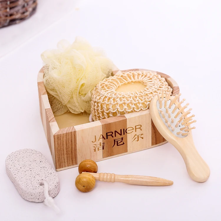 Promotional wood heart box 6pcs bath accessory set, Sisal sponge /comb Wooden box spa set /Bath Gift Set