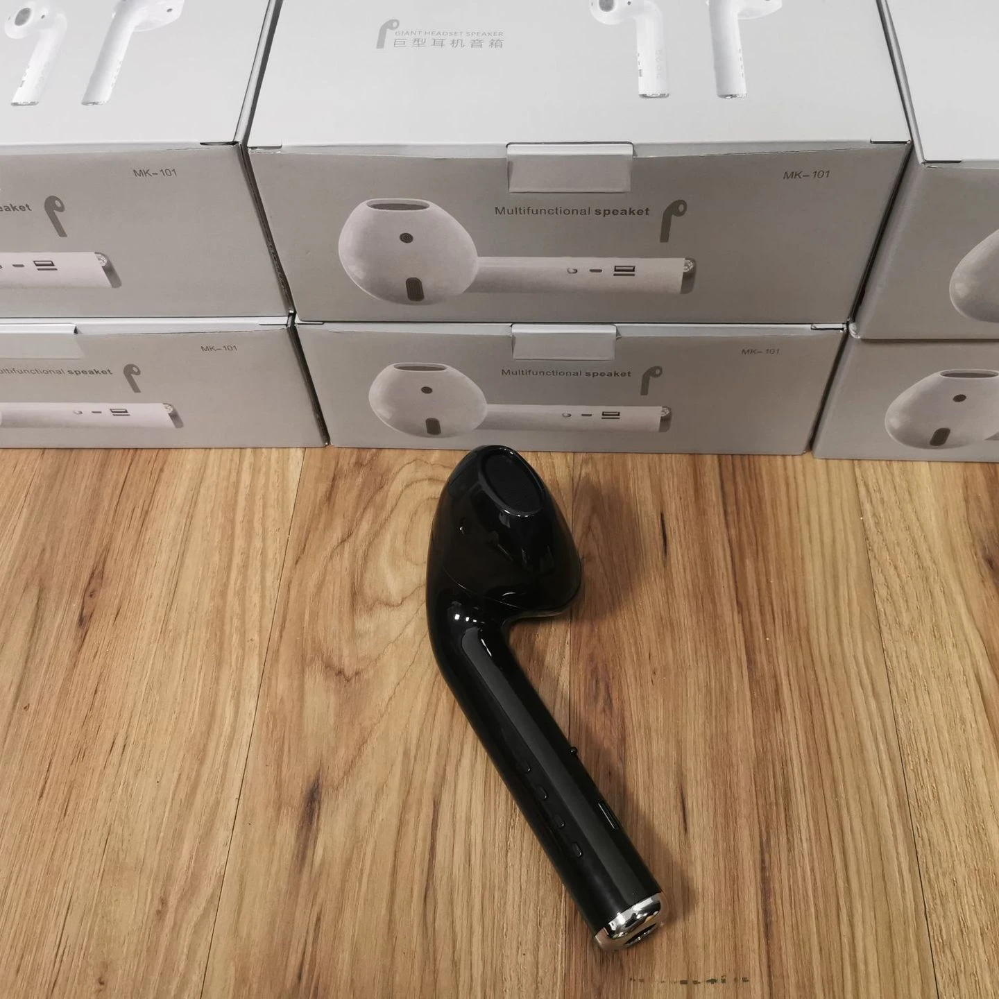 New Giant Blueetooth Headset Speaker Cool Gift Blueetooth Speaker MK101 Explosion Models Earphones