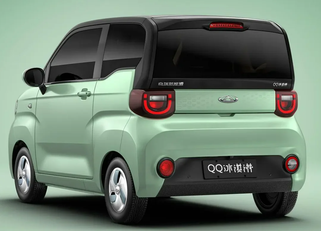 Low Price Wholesale High Speed Closed Mini New Electric Car for Sale