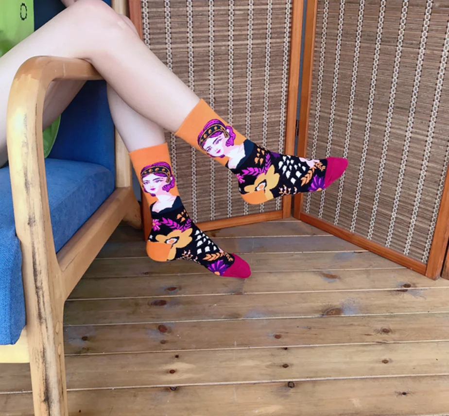 Bulk French Fashion Brand Chaussettes Red Girl Unisex Cute Cartoon Character Crew Long Tube Socks