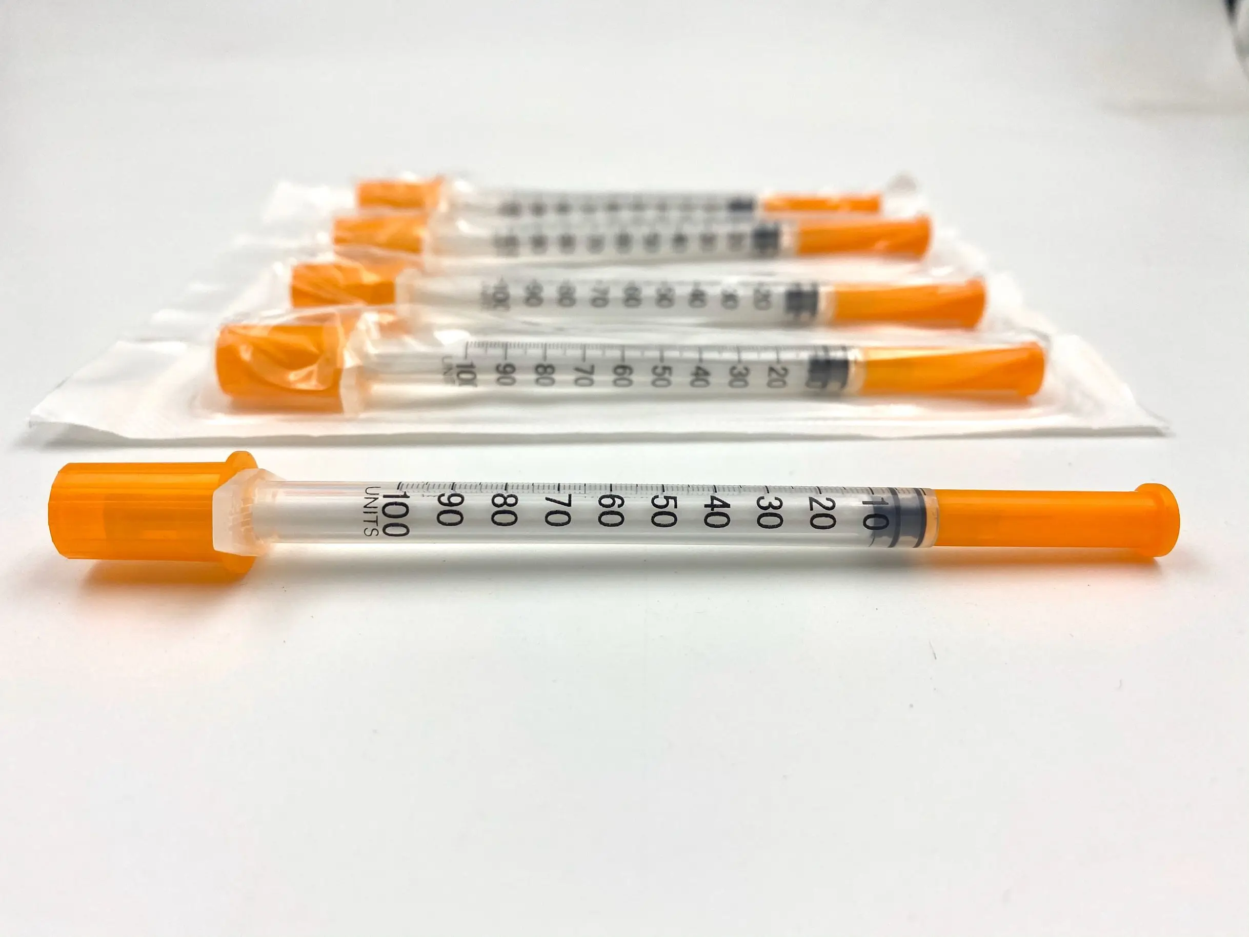 
Disposable orange cap syringes insulin syringe with needle 1ml u-100 u-40 31g 8mm 