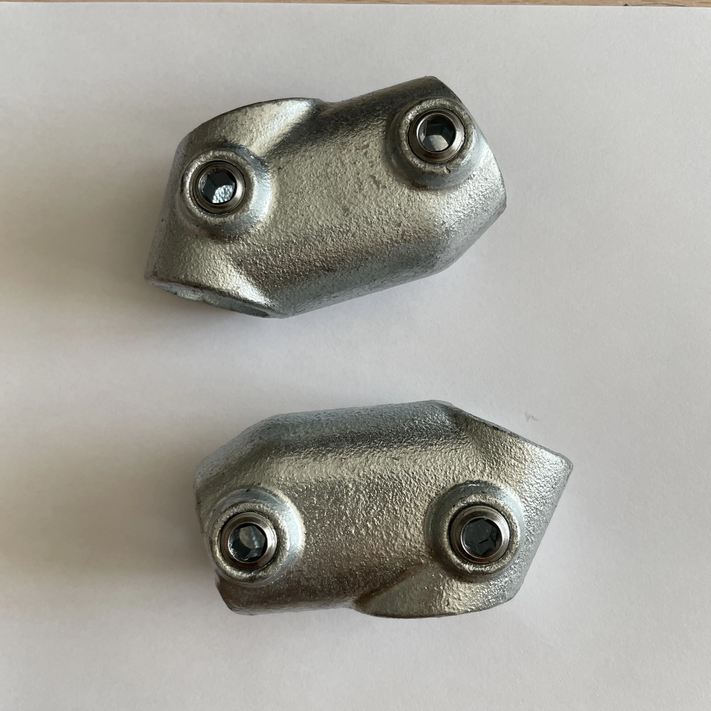 Hot-dip Galvanized Double Galvanized Key Clamp Adjustable Tee 30° - 60°