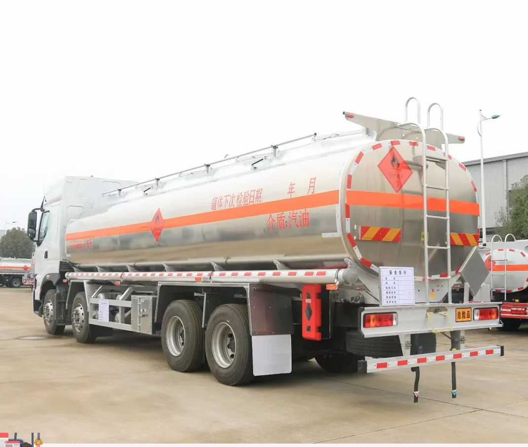 HOWO Sinotruk 6x4 8x4 20 28cbm 20000 Liters 6000 Gallon 400hp Fuel Dispenser Tank Truck Used Oil Fuel Tank truck