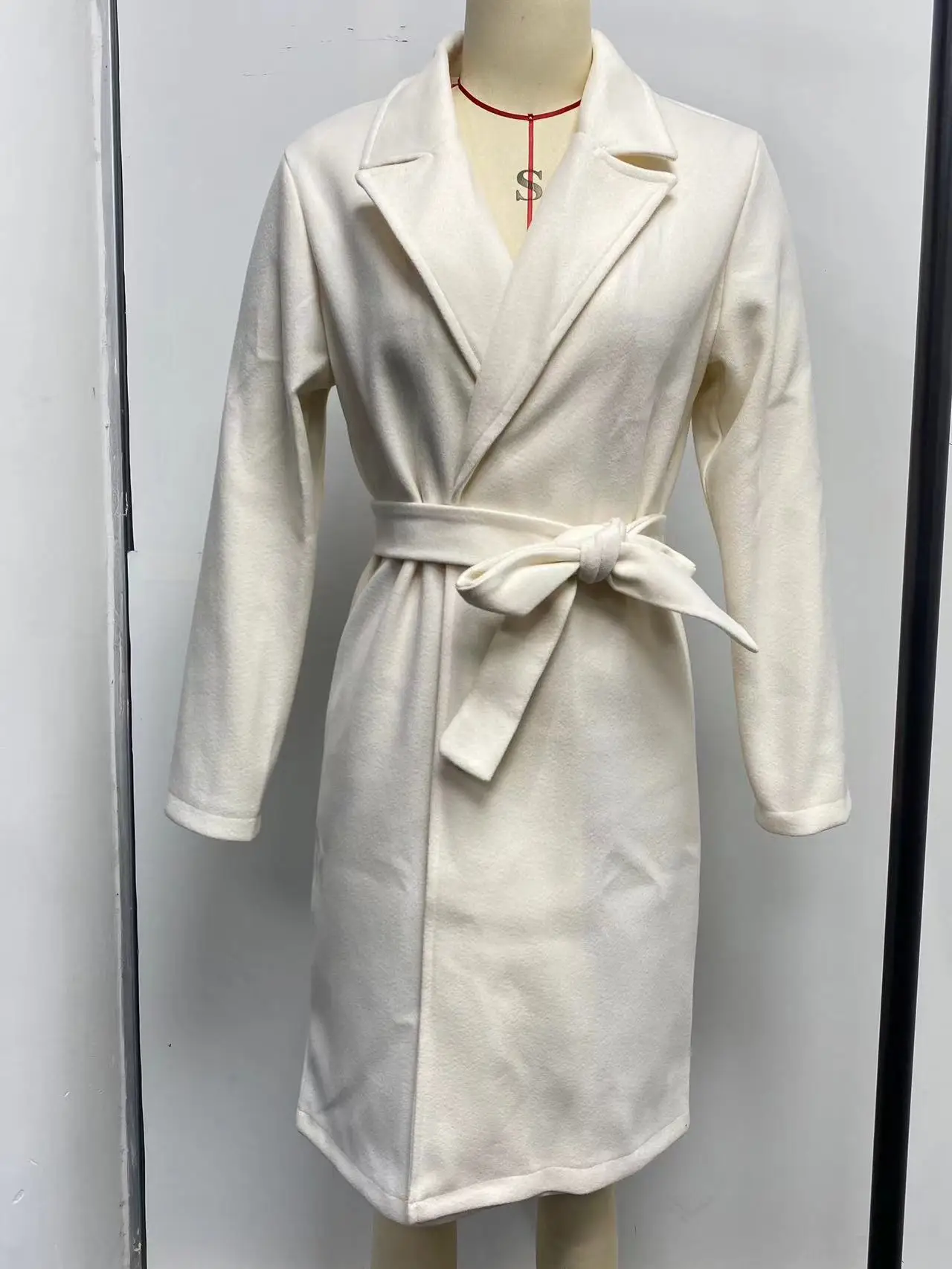 2024 Autumn and Winter Fashion Simple Temperament Long Sleeve V-neck Bandage Wool Coat Women Coat Outwear