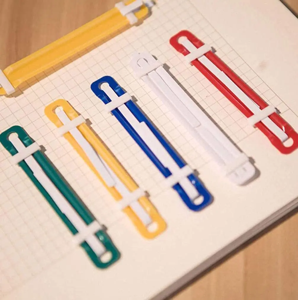 Good Selling Colorful 2-Hole Plastic Paper Fasteners,  Plastic Document File Fastener, Binder Clips Paper