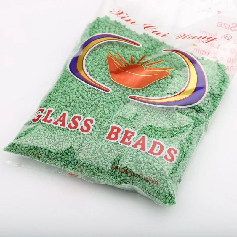 china cheap price 2mm3mm4mm glass seed beads loose beads for DIY Jewelry making