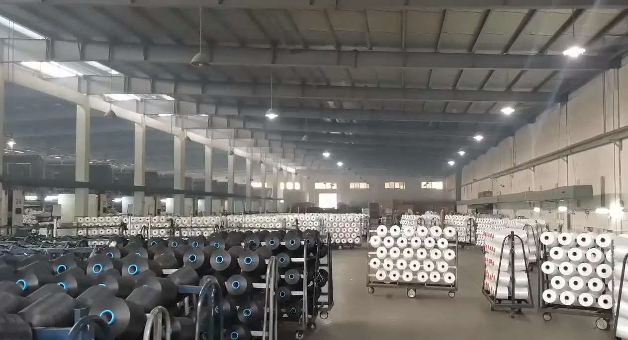 100 Viscose Filament Yarn 30S/2 Yarns Stock For Sale Luster Moisture Absorbent Breathable Mercerized Cotton Anti-winkle Yarn