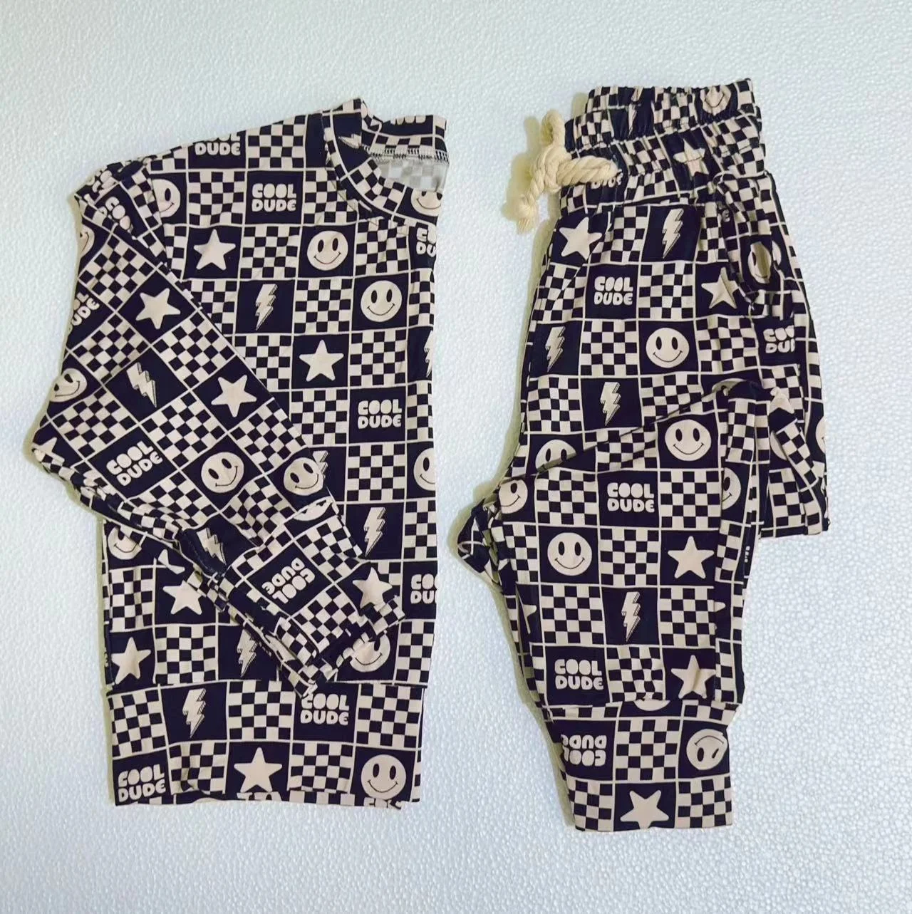 Wholesale Bamboo Fabric Plaid Smile Long Sleeve Jogger Outfit Drawstring 2 Piece Toddler Boys Clothing Sets