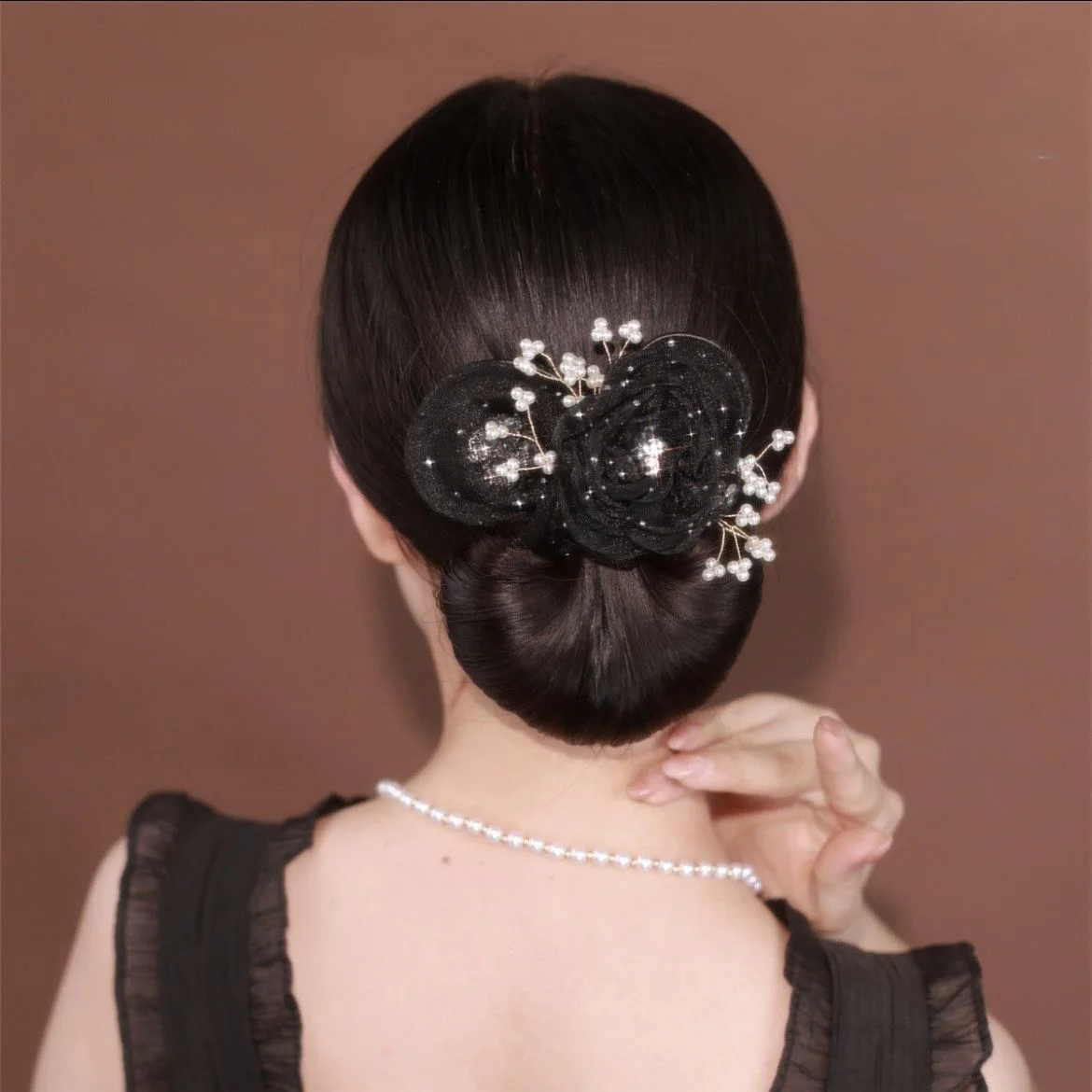 CLARMER Girls Women Hair Accessories Strong Flexible Reusable Shiny Pearl Donut Hair Bun Hairband DIY Twister Deft Bun
