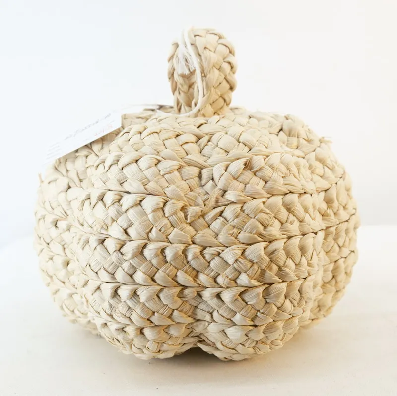 Handmade Knitted Natural Eco-Friendly Corn Husk Ornaments Fall Pumpkin Shaped Decorations